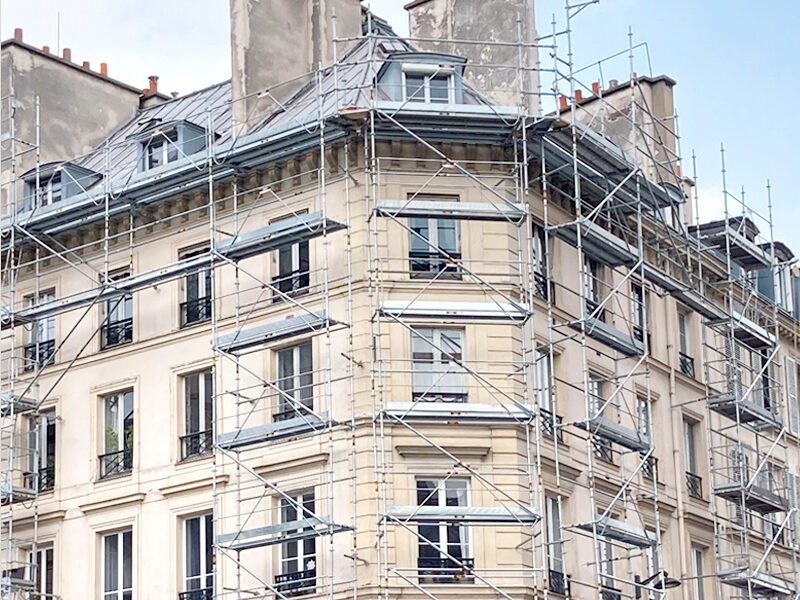 fb-archi-diapo-refection-toiture-paris-9-vue-rue